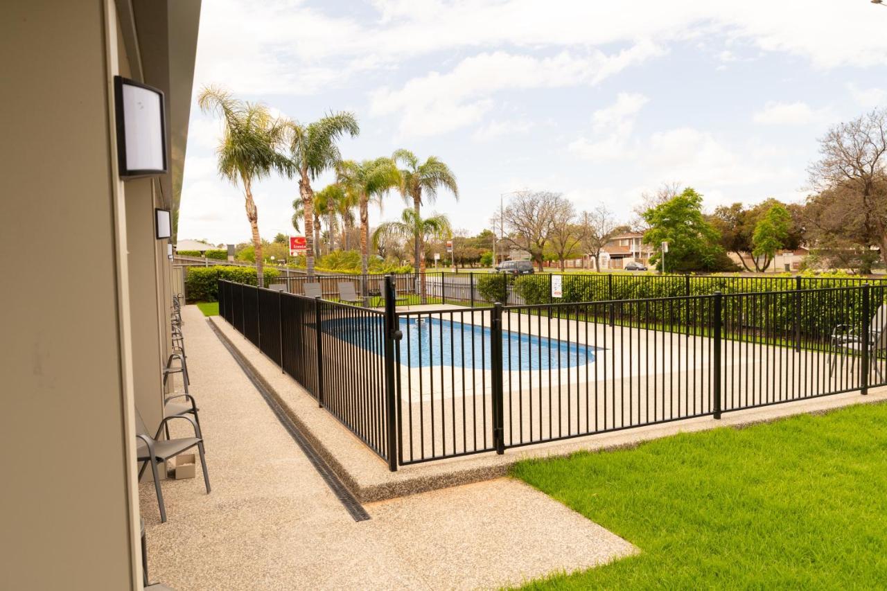Econo Lodge Mildura Exterior photo